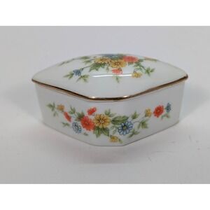 Vintage Floral Trinket Box Made In Japan‎ Porcelain Jewelry Pill Keepsake